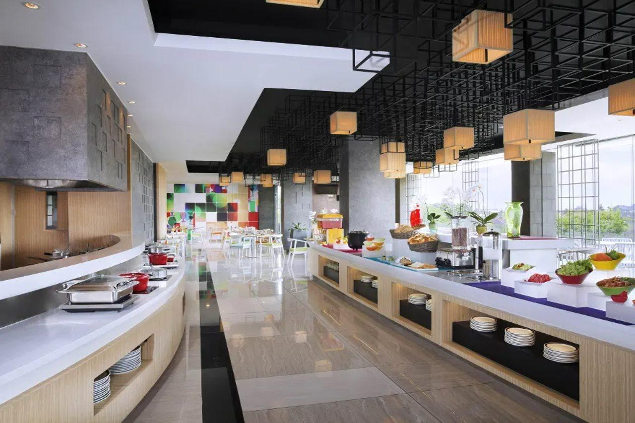 The Southern Hotel Surabaya Formerly Ibis Styles Surabaya Jemursari Exterior photo