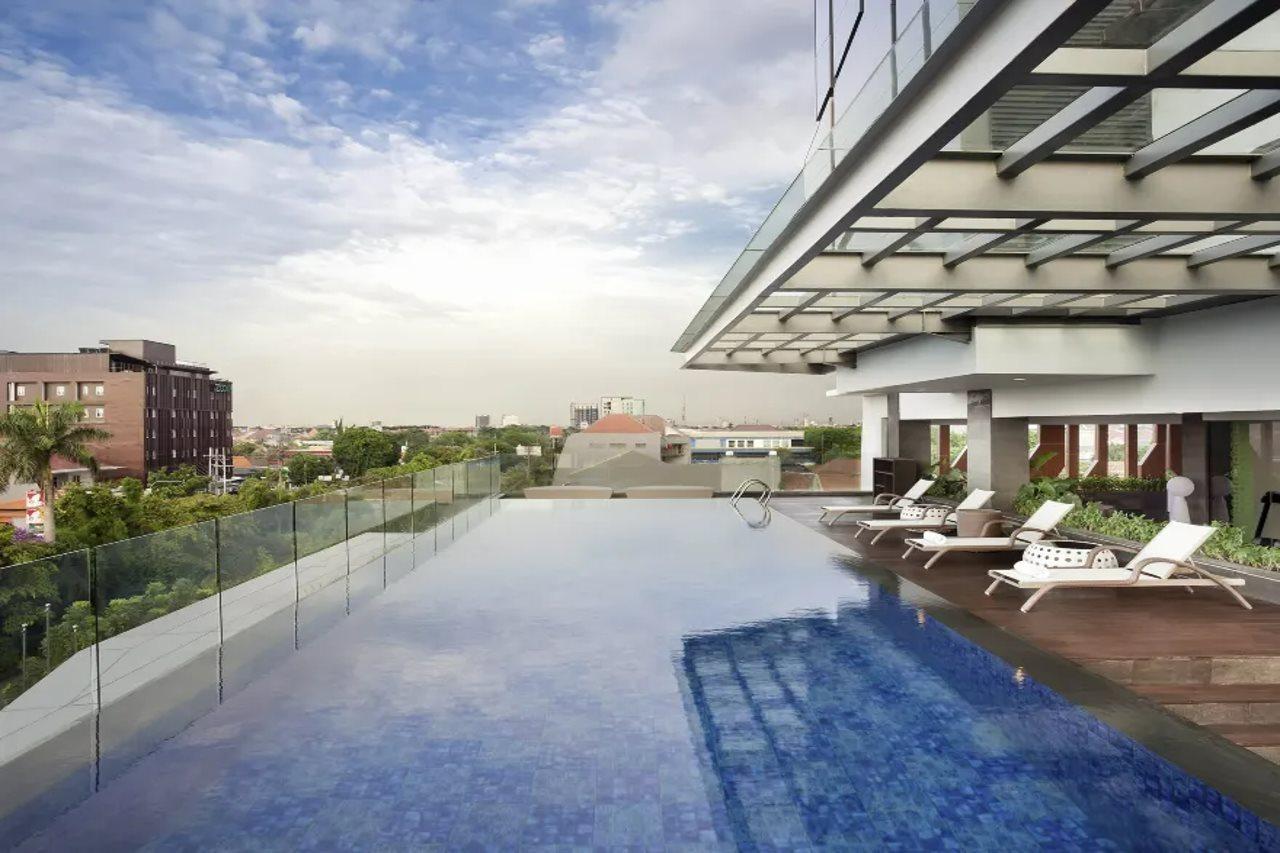 The Southern Hotel Surabaya Formerly Ibis Styles Surabaya Jemursari Exterior photo